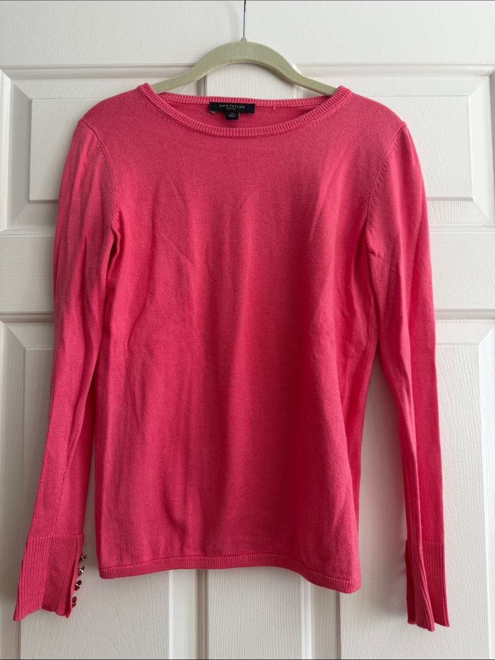 Ann Taylor Bright Pink Long Sleeve Crewneck Sweater